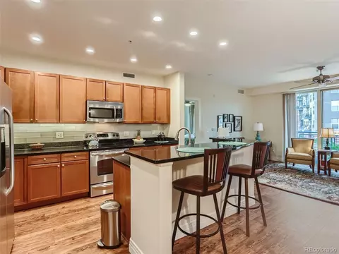9019 E Panorama Cir #D305, Englewood, CO 80112