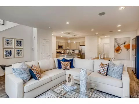 6431 N Ceylon St, Denver, CO 80249
