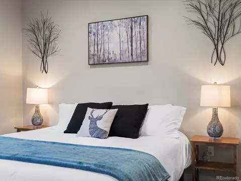 Bedroom - 718 Emerson Gulch Rd, Boulder, CO 80302 photo 2 of 3
