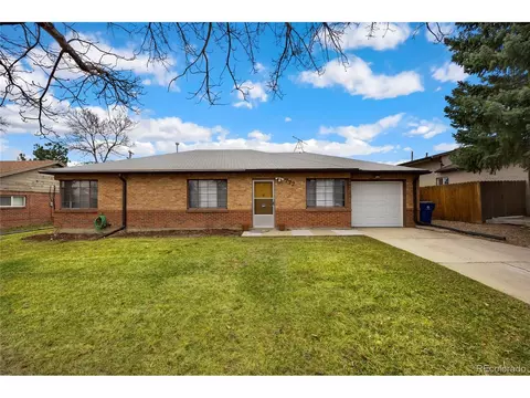 777 Troy Ct, Aurora, CO 80011