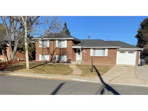11623 E 6th Pl, Aurora, CO 80010