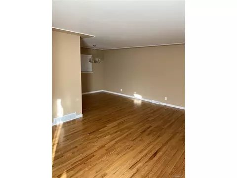 11623 E 6th Pl, Aurora, CO 80010 photo 2