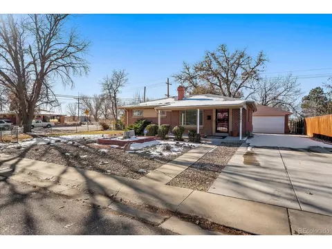 3001 Ursula St, Aurora, CO 80011
