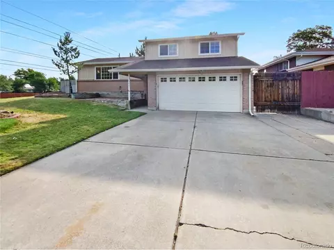 1904 S Cape Way, Lakewood, CO 80227