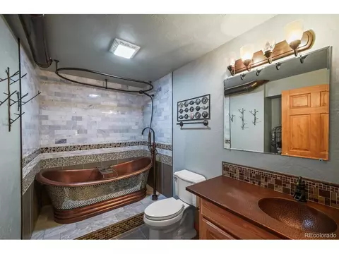 Bath - 3665 Colard Ln, Lyons, CO 80540 photo 4 of 4