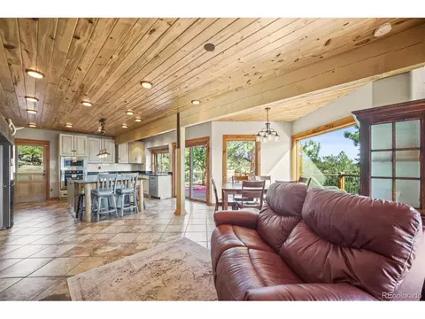 Living - 3665 Colard Ln, Lyons, CO 80540 photo 3 of 5