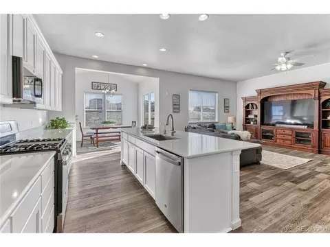 22703 E Narrowleaf Cir, Aurora, CO 80016 photo 9