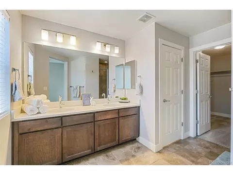 16051 E Warner Pl, Denver, CO 80239 photo 18