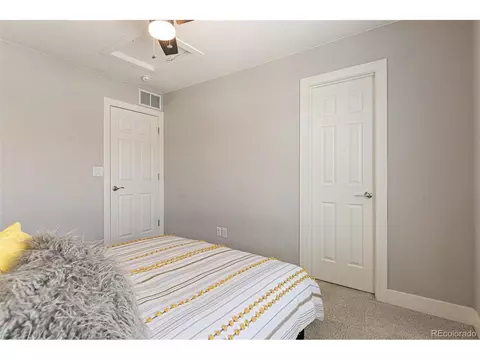 16051 E Warner Pl, Denver, CO 80239 photo 14