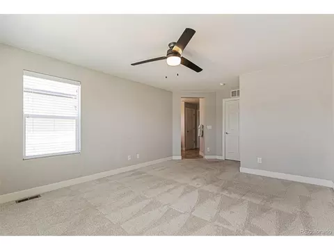 16051 E Warner Pl, Denver, CO 80239 photo 17