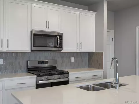 235 E 4th St, Berthoud, CO 80513 photo 17