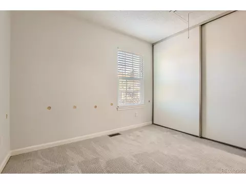 2456 E Nichols Cir, Centennial, CO 80122 photo 10