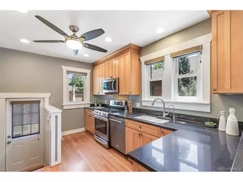 2388 Grape St, Denver, CO 80207 photo 13