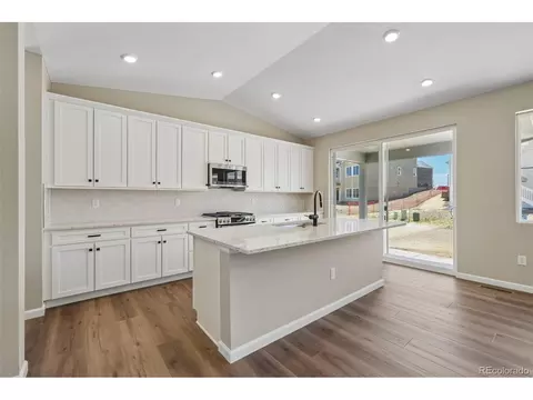 Kitchen - 24406 E 35th Dr, Aurora, CO 80019 photo 2 of 2