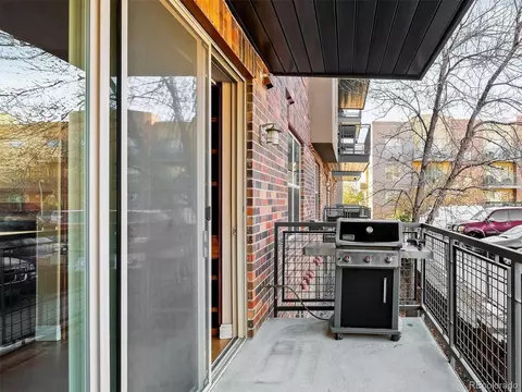 Exterior - 9019 E Panorama Cir #D211, Centennial, CO 80112 photo 1 of 2