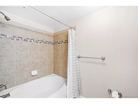 Bath - 9019 E Panorama Cir #D211, Centennial, CO 80112 photo 3 of 3