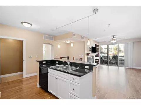 Kitchen - 9019 E Panorama Cir #D211, Centennial, CO 80112 photo 2 of 4