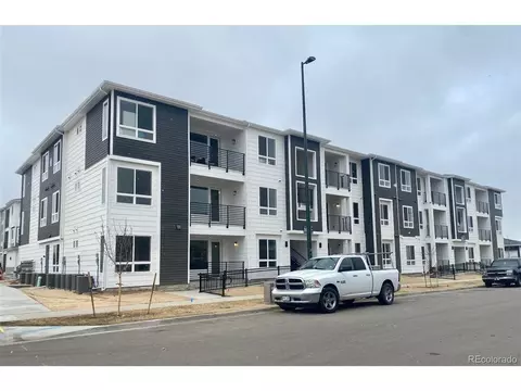 6153 N Ceylon St #10-305, Denver, CO 80249
