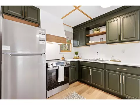 Kitchen - 154 Apache Rd, Evergreen, CO 80439 photo 1 of 5