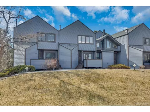 8911 W Yale Ave, Lakewood, CO 80227