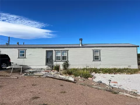 122 W Highland Ave, Florence, CO 81226