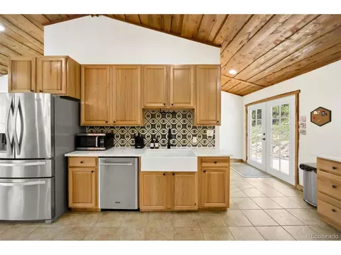 Kitchen - 9034 Us Highway 285, Morrison, CO 80465 photo 3 of 4