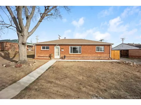 8930 Hickory Pl, Thornton, CO 80229