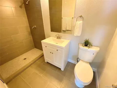 Undisclosed, Arvada, CO 80002 photo 21
