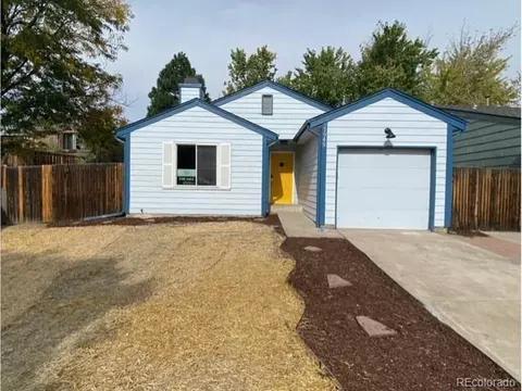 17945 E Columbia Ave, Aurora, CO 80013