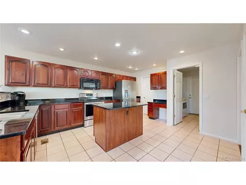 19031 E Progress Ln, Centennial, CO 80015 photo 5