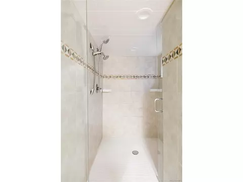 2208 Grape St, Denver, CO 80207 photo 34