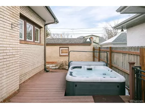 2208 Grape St, Denver, CO 80207 photo 37