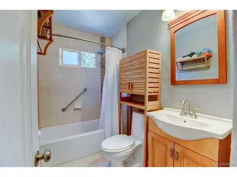1736 Tamarac St, Denver, CO 80220 photo 17