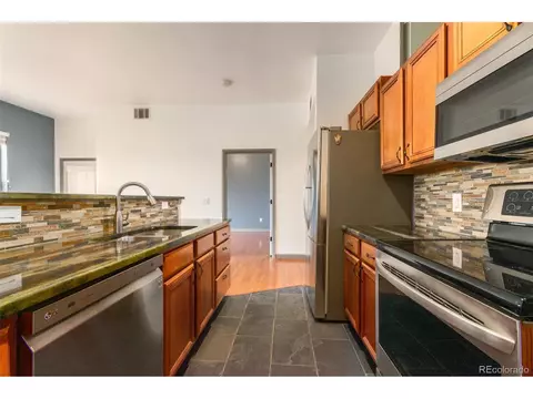 Undisclosed, Denver, CO 80239 photo 10