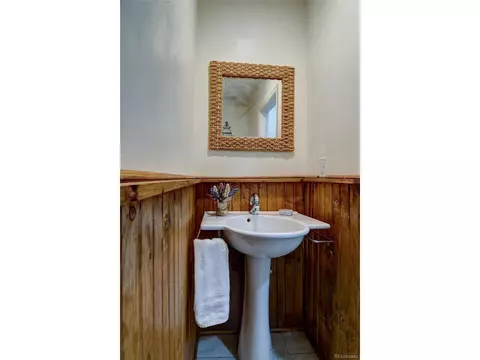 2307 N Downing St, Denver, CO 80205 photo 21