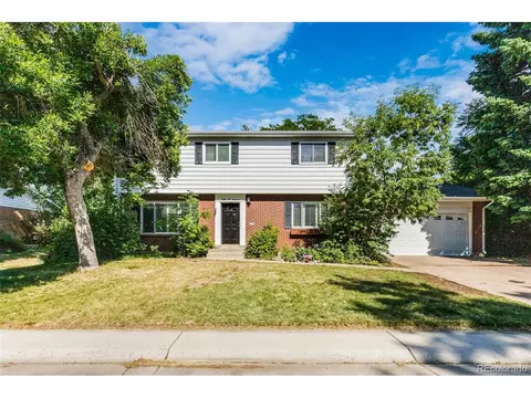 6600 S Race Cir, Centennial, CO 80121