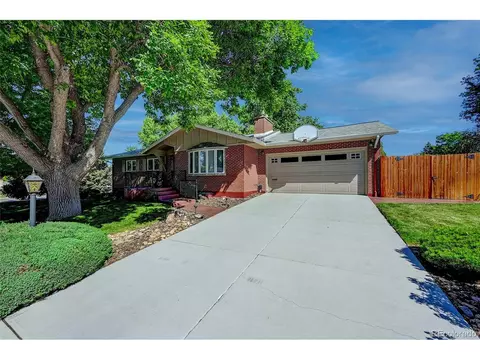8201 E Lehigh Dr, Denver, CO 80237 photo 6