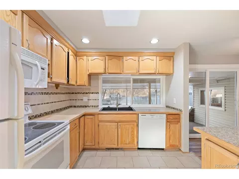 470 S Simms St, Lakewood, CO 80228 photo 8