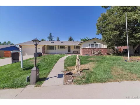 7 Cornell Dr, Longmont, CO 80503
