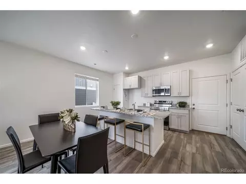 22381 E 46th Ave, Aurora, CO 80019 photo 3