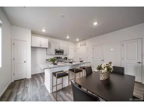 22381 E 46th Ave, Aurora, CO 80019 photo 2