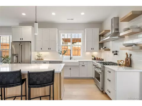 8387 W 68th Ln, Arvada, CO 80004