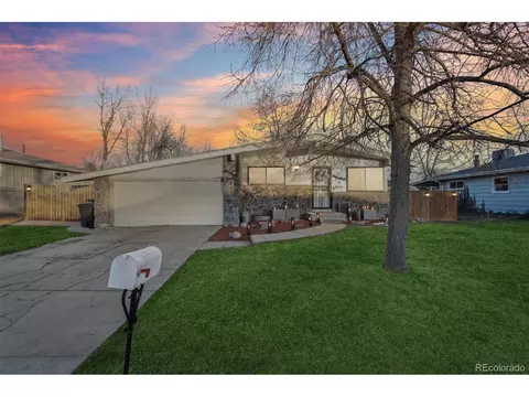 6438 Ingalls Ct, Arvada, CO 80003
