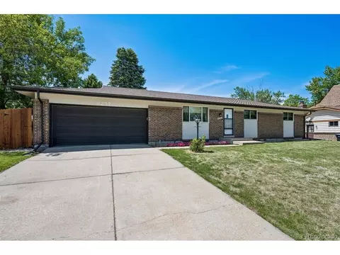 8257 Yarrow Ct, Arvada, CO 80005