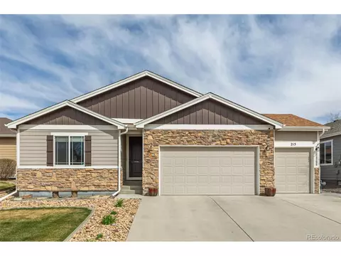 215 Dee Rd, Johnstown, CO 80534 photo 2