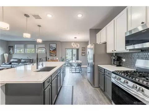 Kitchen - 24907 E Calhoun Pl #B, Aurora, CO 80016 photo 3 of 5