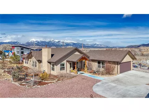 858 Crestone Ave, Salida, CO 81201