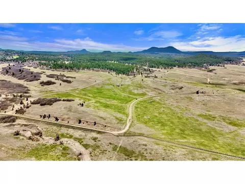 3 S Perry Park Rd, Larkspur, CO 80118
