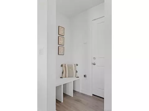 Entry Way - 5415 Inland Ave, Longmont, CO 80504 photo 3 of 3