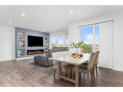 Dining - 5415 Inland Ave, Longmont, CO 80504 photo 1 of 1